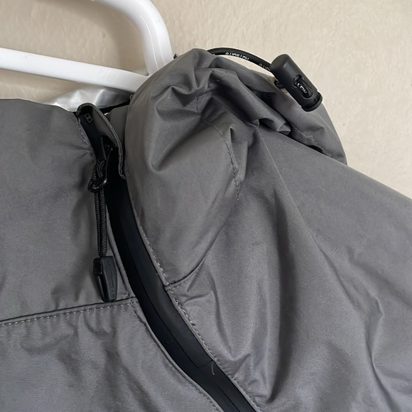 Hot Suit hoodie. - Picture 2 of 5